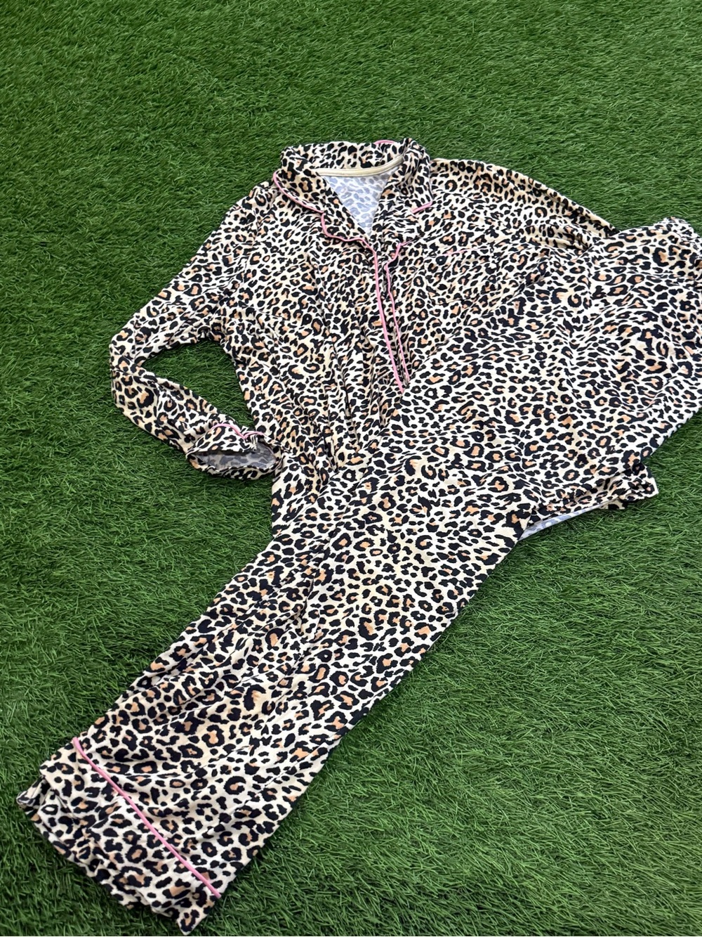 tahari Women’s Button Down Pajama Set - Leopard Print